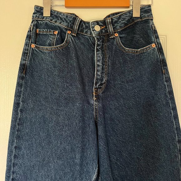 LIKE NEW Women's JJXX Mom-High Waist Jeans | W28 L30 - Picture 3 of 3